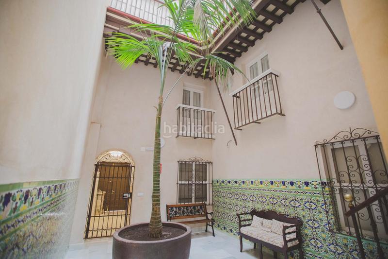 Foto 8486db71-00d6-4dbe-85c7-f0a3c8a3987c. A tre livelli in Centro Histórico Cádiz