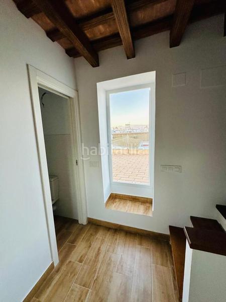 Foto 88d09094-6929-4f56-8fa6-34d7fbaa27f3. A tre livelli in Centro Histórico Cádiz