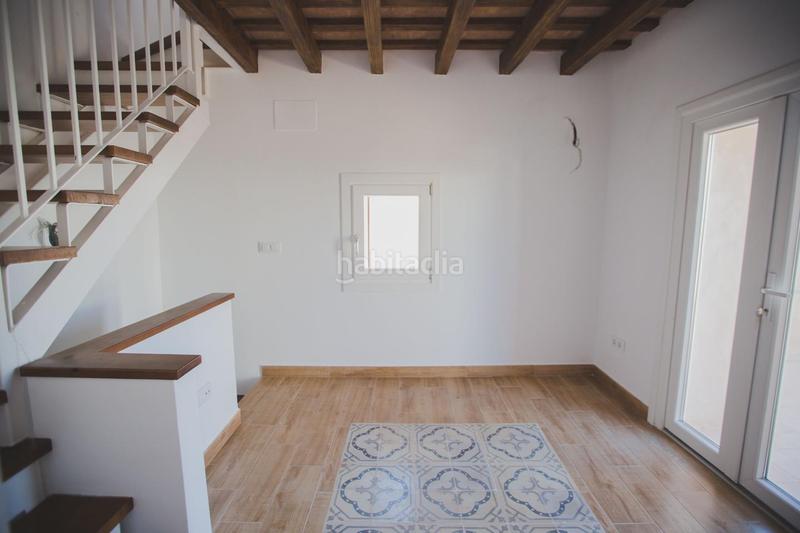 Foto abde5c9f-94a1-4a73-8048-3f52f1d3715e. A tre livelli in Centro Histórico Cádiz