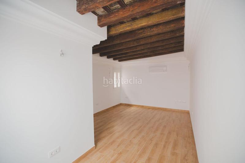 Foto b214914b-1baf-411b-800b-22eff79e48bb. A tre livelli in Centro Histórico Cádiz