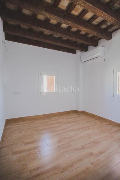 Foto f49081d2-c38f-4283-a640-86603aabf994. A tre livelli in Centro Histórico Cádiz