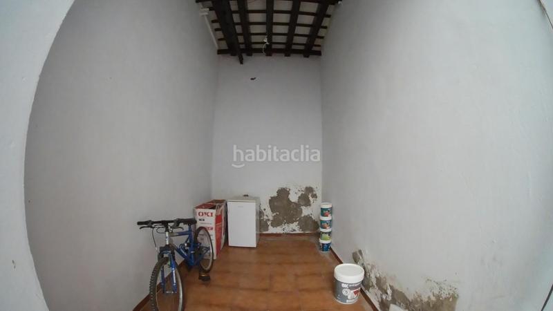 Foto 6ac3998c-8be7-4ffd-8024-d11c03e424a2. Local comercial local a reformar céntrico en La Caleta - La Viña Cádiz