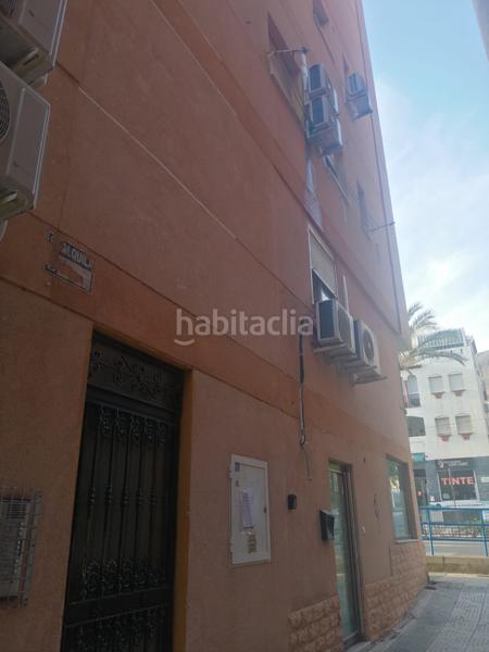 Foto b4e1ab20-ffd5-4d9e-8871-e0361f335619. Estudi a calle islas azores 26 a El Puerto Roquetas de Mar