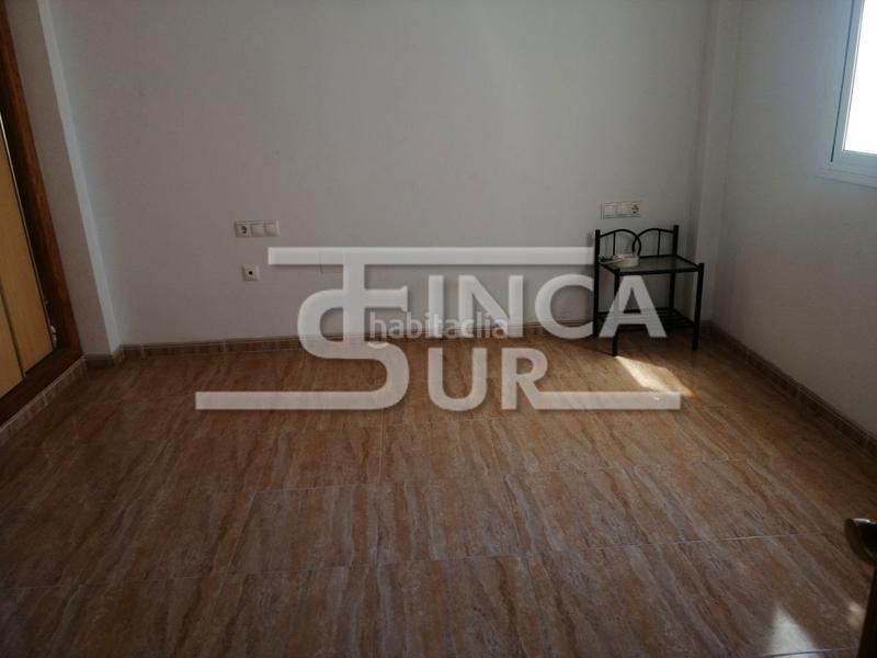 Foto 6259aeab-5e9f-4eb9-b821-ebb195d5d3e2. Appartement dans El Puerto - La Romanilla Roquetas de Mar