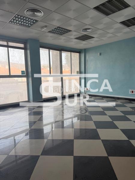 Foto 27f03ad2-de0d-4f3c-8d85-64cd9e55d379. Bureau dans calle sierra de las estancias 9 dans El Parador de las Hortichuelas Roquetas de Mar