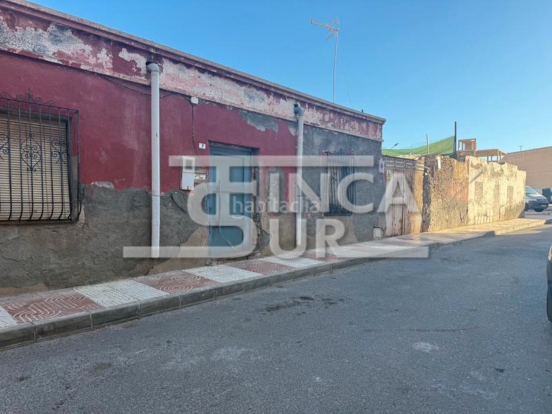 Foto 5ca88e82-716e-4b86-b297-0c12c96f6609. Haus in calle antonio vallejo 5 in Roquetas pueblo Roquetas de Mar