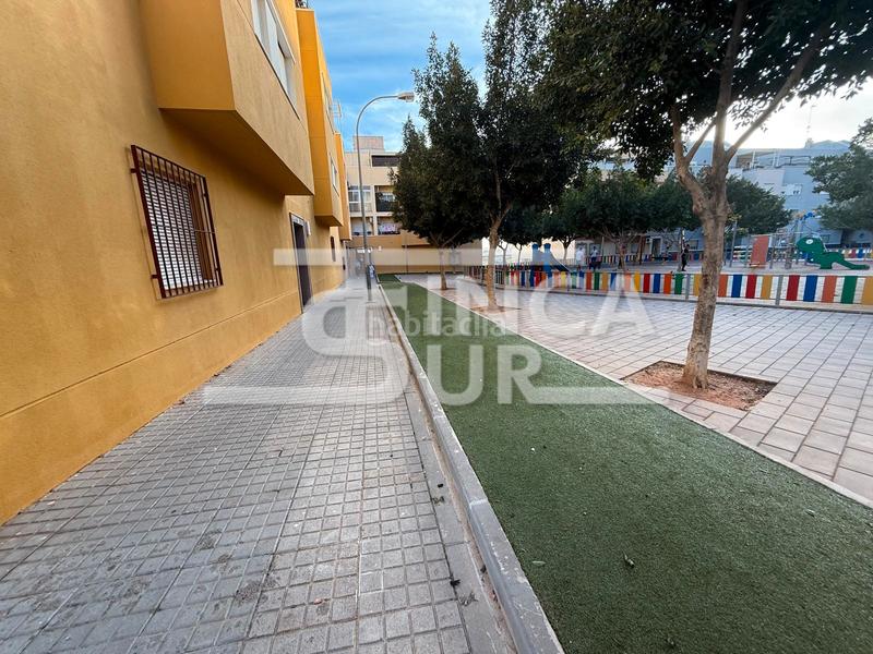 Foto 5d64a325-0002-4ad8-9120-09eb8b587536. Pis amb aparcament a Santa María del Águila Ejido (El)