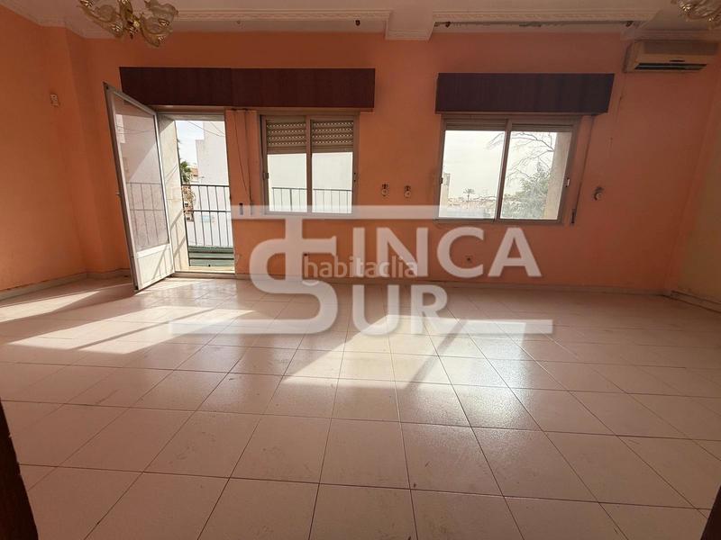 Foto 6935c201-530b-4d8b-aa6e-aaecf1eb8ef9. Apartament a calle célia viñas 9 a Roquetas pueblo Roquetas de Mar