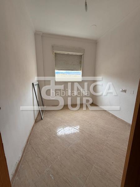 Foto 20b10046-20d9-4666-a4c0-d911d73fdbe2. Apartamento en plaza doctor marín 11 piso 2 dorm Roquetas pueblo en Roquetas de Mar