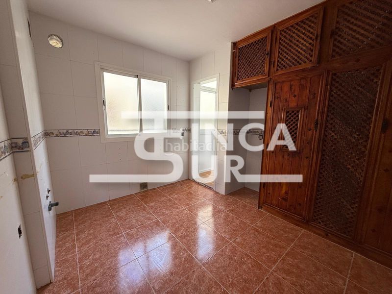 Foto 2afa7ed7-9fe3-4b98-9b32-3540e5304cab. Pis amb aparcament a La Gangosa Vícar