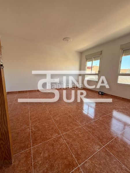 Foto 44031c1b-ceb6-404c-b79c-9392d07cde33. Pis amb aparcament a La Gangosa Vícar