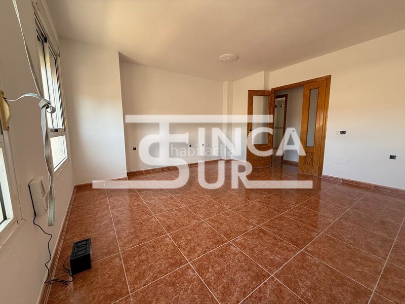 Foto 893a2317-4256-49e3-a1a6-0ba5d4b3a173. Pis amb aparcament a La Gangosa Vícar