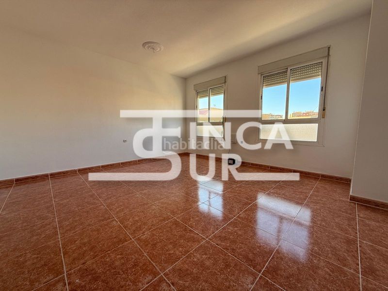 Foto ae800dad-33e9-4f75-9c63-a3772852d81e. Pis amb aparcament a La Gangosa Vícar