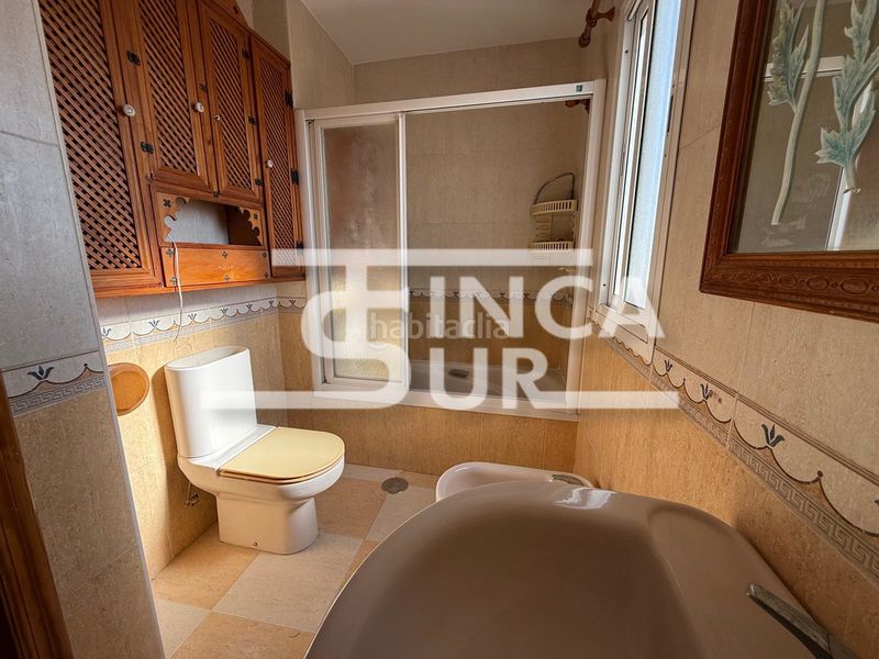 Foto af68cd13-8ce0-4cf9-8eb4-79fd0ae86f88. Pis amb aparcament a La Gangosa Vícar