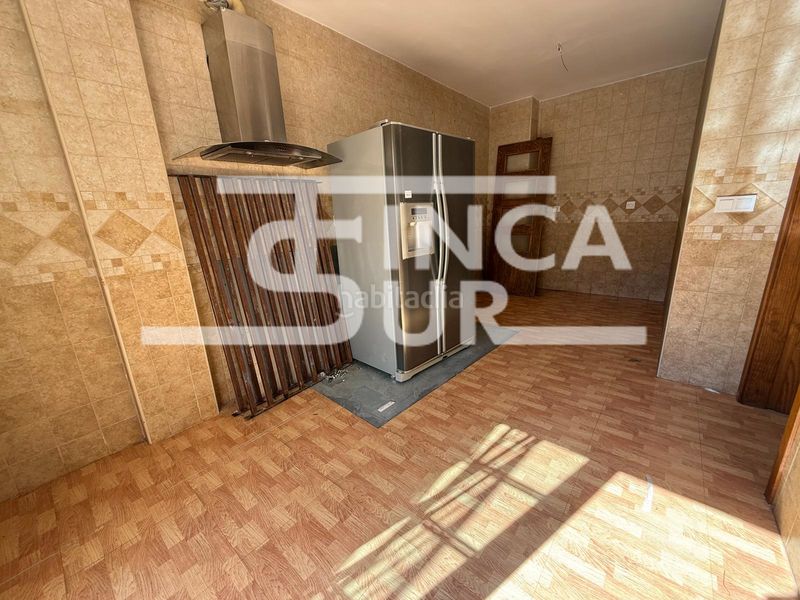 Foto 2783d788-ea94-4ba5-819e-747e8626c70f. Casa adossada amb xemeneia aparcament a Roquetas pueblo Roquetas de Mar