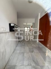 Apartament en Calle comunidad de navarra 10. Venta de piso en cortijos de marin