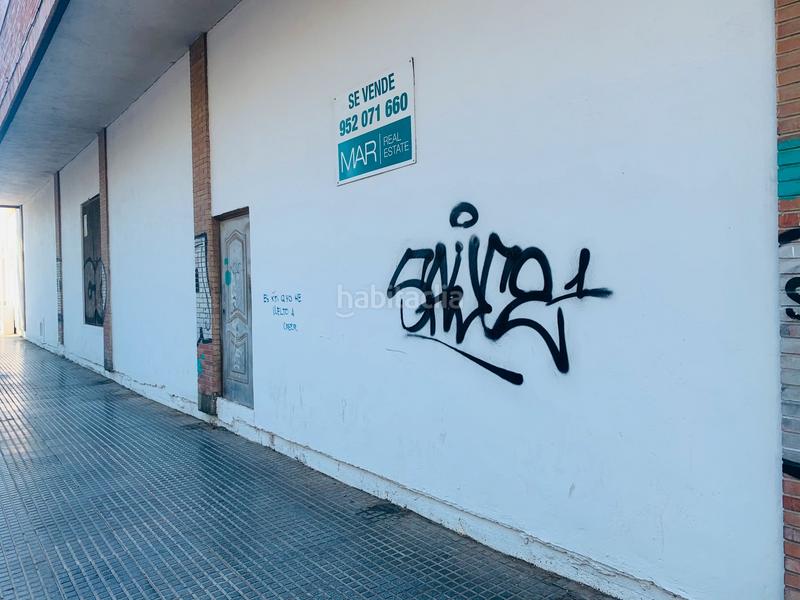 Foto cbfef3e4-7340-4df2-b416-f11e8343d045. Alquiler local comercial zona vialia - jacinto verdaguer - en Málaga