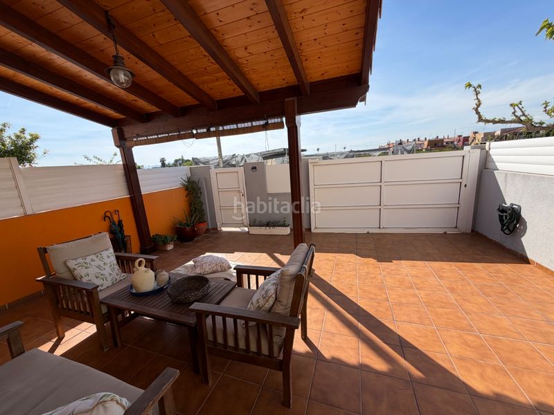 Foto 3d19b5e5-a7bf-485b-8839-9f05838f005c. Casa adossada amb aparcament piscina a Playa-Ben Afeli Almazora / Almassora