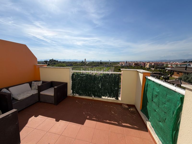 Foto b2af7302-9ccd-489f-a79f-9a9084bb41c2. Casa adossada amb aparcament piscina a Playa-Ben Afeli Almazora / Almassora