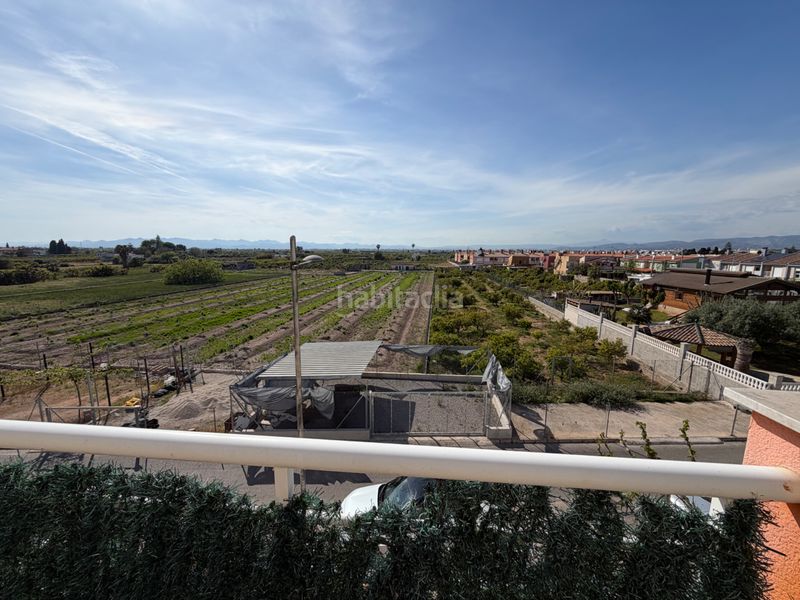 Foto b3e45a97-ed8d-43d4-907d-2780d8172bd1. Casa adossada amb aparcament piscina a Playa-Ben Afeli Almazora / Almassora