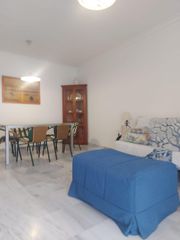 Lloguer Àtic a Centro-Calzada-Cabo Noval. Estupendo atico disponible para alquiler escolar