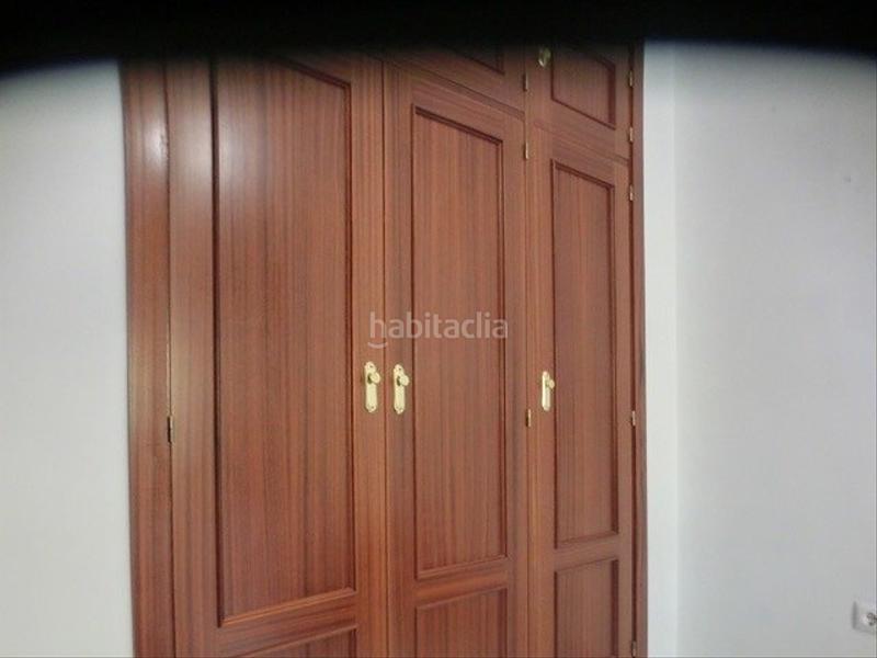 Foto 3d136a47-f705-4428-8928-e4dd5661a8c8. Alquiler piso estupendo piso disponible para periodo escolar! en Sanlúcar de Barrameda