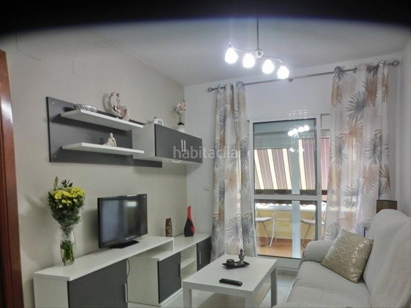 Foto 7f608965-e700-43ca-9383-3a3305b67228. Alquiler piso estupendo piso disponible para periodo escolar! en Sanlúcar de Barrameda