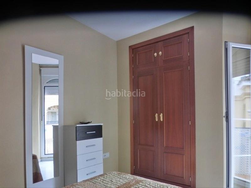 Foto 8e829e29-d1cb-4787-a83e-2b497f9c53ac. Alquiler piso estupendo piso disponible para periodo escolar! en Sanlúcar de Barrameda