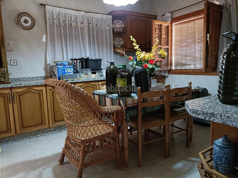 Foto 48d3d776-de8c-4b31-9422-ca85e01d4543. Casa adossada amb aparcament a Altos de la Zubia Zubia (La)