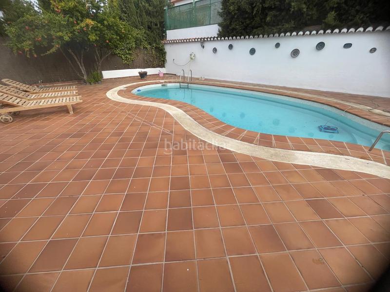 Foto d64800a8-038a-4087-b851-f39f15b93e42. Reihenhaus mit parking in Altos de la Zubia Zubia (La)