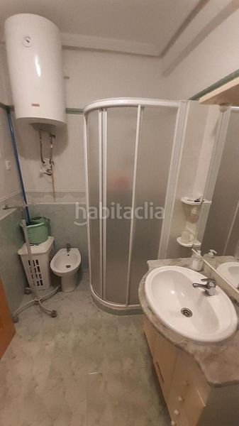 Foto c90e7183-4348-4220-b455-67eb687fdf7d. Pis amb calefacció a puerto de Estepona Estepona