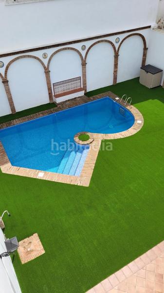 Foto a104335f-8b7d-4ca7-aefe-de704908c412. Casa adossada amb aparcament a Centro-Calzada-Cabo Noval Sanlúcar de Barrameda