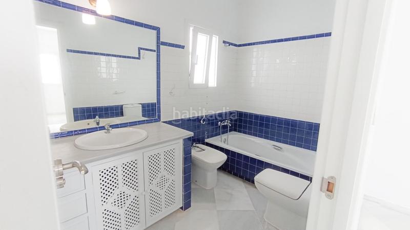 Foto c627bdab-d530-453c-93d4-20d5acd3e513. Casa adossada amb aparcament a Centro-Calzada-Cabo Noval Sanlúcar de Barrameda