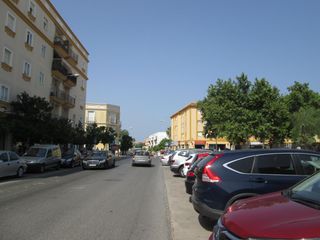 Etagenwohnung in Centro-Calzada-Cabo Noval