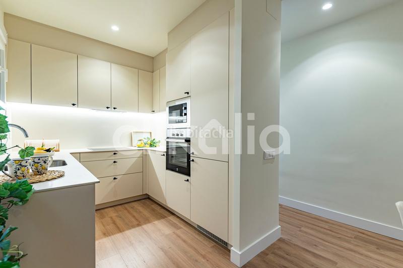 Foto fdfa7f2f-5160-47c0-8b74-8d8e912a4cbb. Appartamento con riscaldamento in La Nova Esquerra de l´Eixample Barcelona