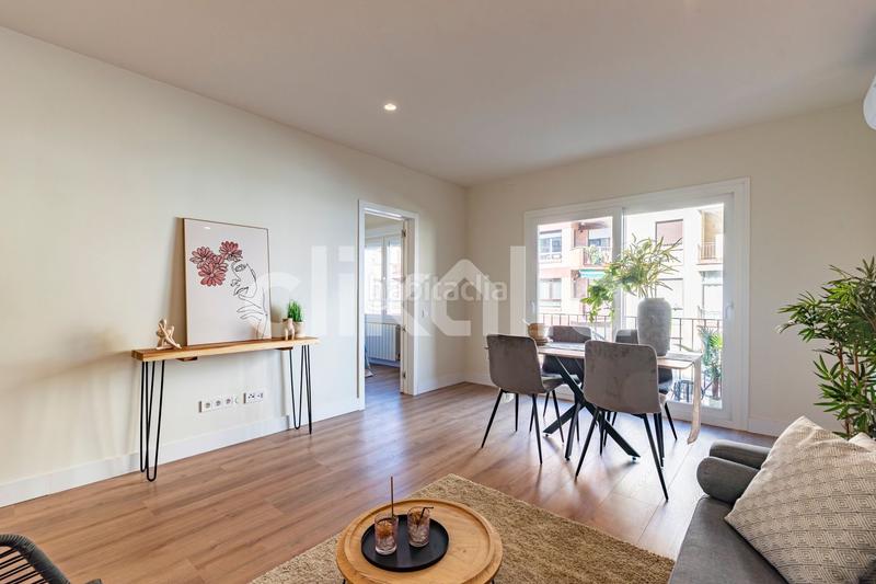 Foto 0894abe0-a524-449a-ac08-0c68966079d3. Appartement avec chauffage dans La Nova Esquerra de l´Eixample Barcelona