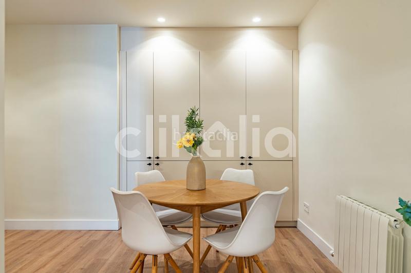 Foto 10dc1ace-6f9e-406f-b180-85fc08fab247. Appartement avec chauffage dans La Nova Esquerra de l´Eixample Barcelona