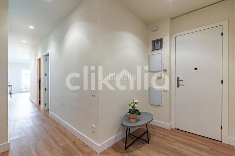 Foto f6dc3926-9d61-4f38-a797-e2bff38fa1f8. Flat with heating in La Nova Esquerra de l´Eixample Barcelona