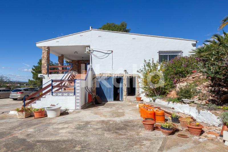 Foto 53a41c79-0ecc-48b0-81fd-b64a6a16aa7f. Chalet avec chauffage parking piscine dans La Loma-Las Lomas Náquera