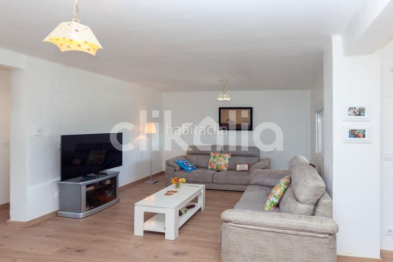 Foto 84daef86-3846-4080-8d10-4737fb5773a0. Chalet avec chauffage parking piscine dans La Loma-Las Lomas Náquera