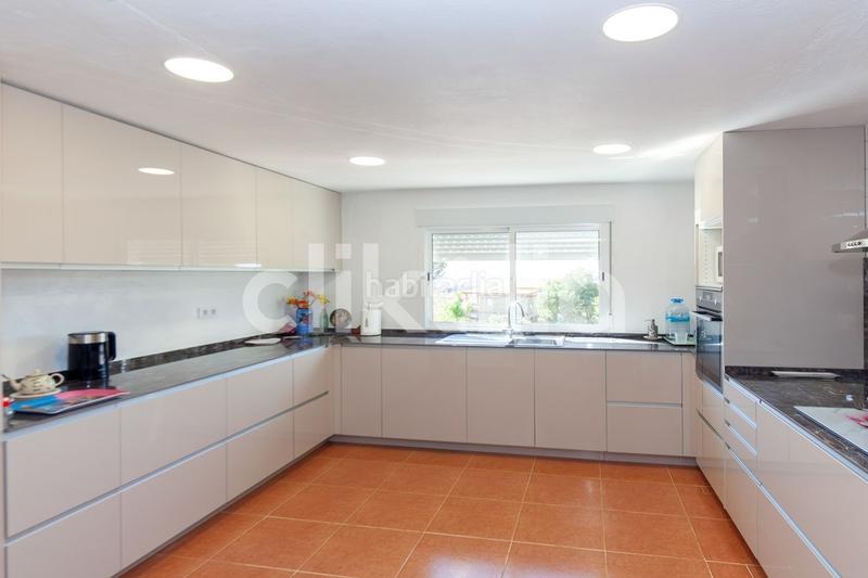 Foto ea458235-7e59-4017-b917-92ebbed2e1c1. Xalet amb calefacció aparcament piscina a La Loma-Las Lomas Náquera