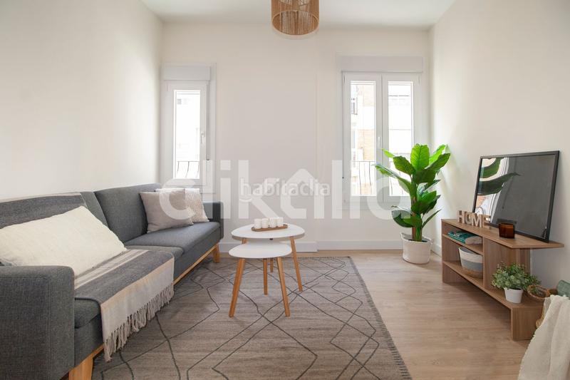 Foto 0b4a7587-cbd0-470c-a6de-7d1ba6f0192a. Piso en Cristo de la Epidemia Málaga