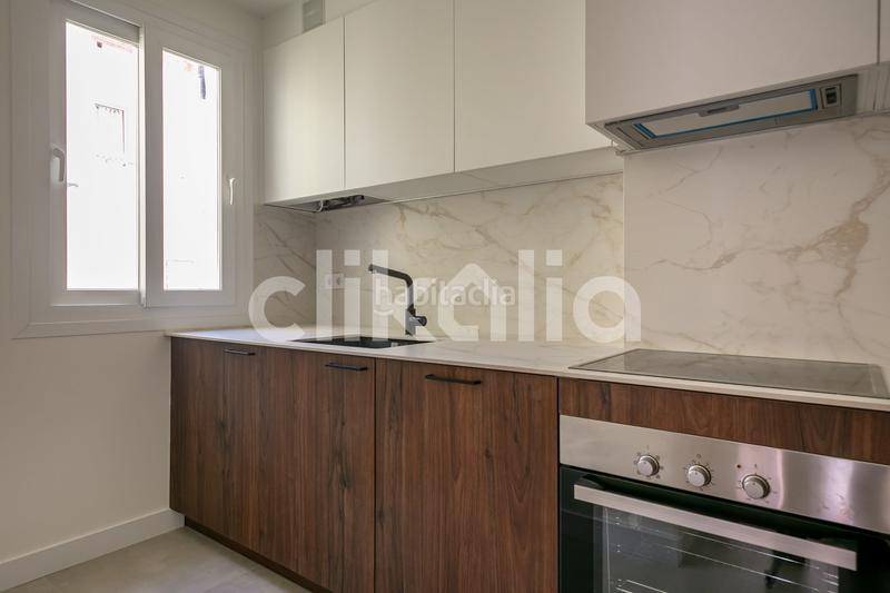 Foto 331b2d35-ad16-44f3-8e64-9db8d8336931. Attico con riscaldamento in Prosperidad Madrid