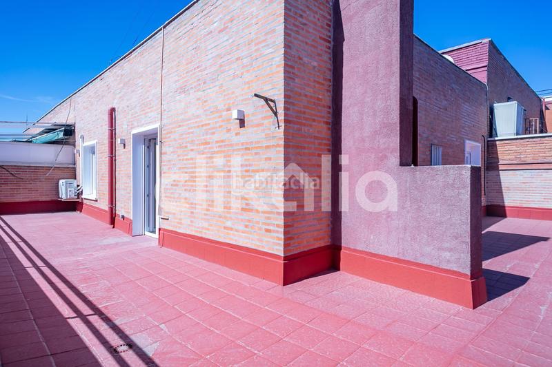 Foto e1bf3f1b-2851-4fe0-b6fb-c22bee8cb7b3. Attique avec chauffage dans Prosperidad Madrid