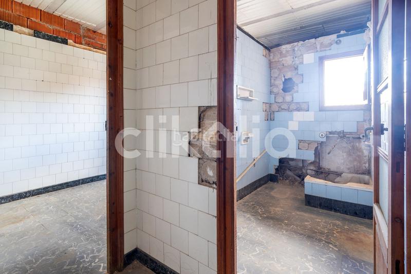 Foto 441e184d-db6f-46cf-860e-ebd647593253. Pis a Vallada