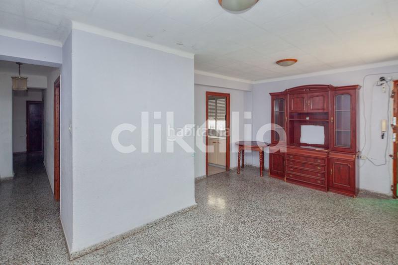 Foto 540a46a3-07cb-4c22-80c1-54c5ec9b049c. Etagenwohnung in Sants Patrons Alzira