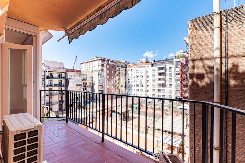 Foto dee137b7-ae74-4142-8eb2-60a746b2194f. Appartamento con riscaldamento in Fort Pienc Barcelona