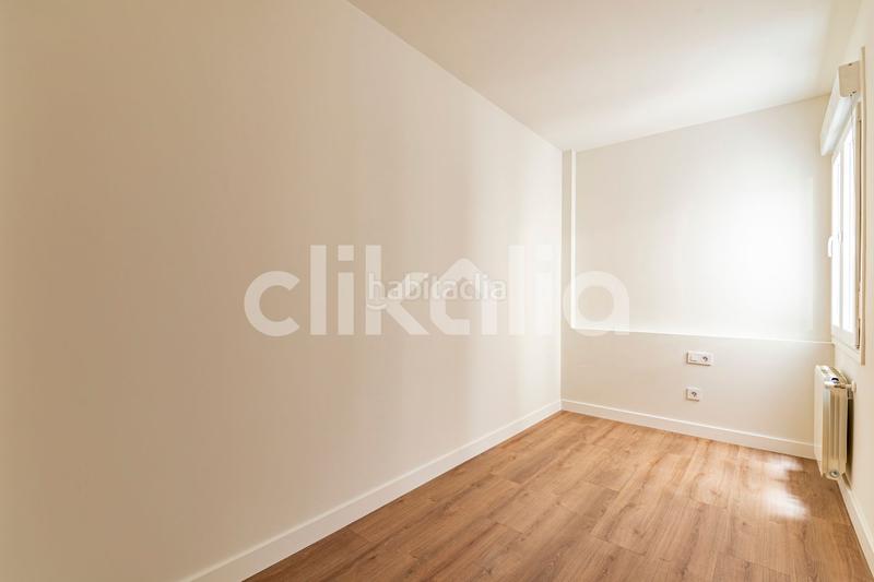Foto ccba1ef8-460d-4381-81df-6eff70202bcf. Piso en Fort Pienc Barcelona