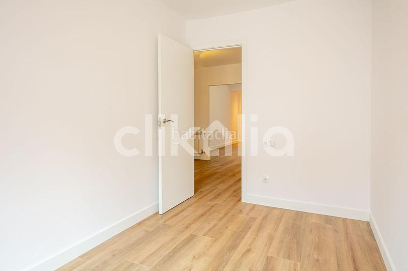 Foto d1d57b8f-a386-4e68-84a8-c869206b9129. Flat with heating in Quintana Madrid