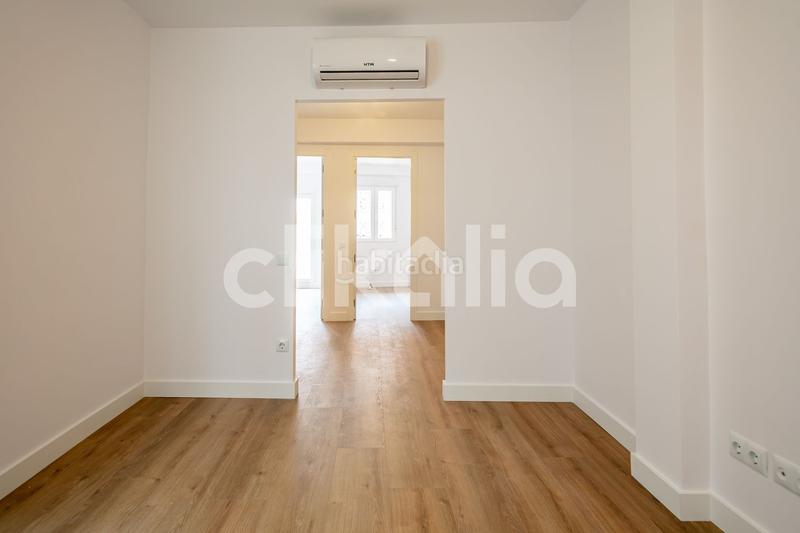 Foto de455317-5534-428c-9b48-53e311b156f7. Flat with heating in Quintana Madrid